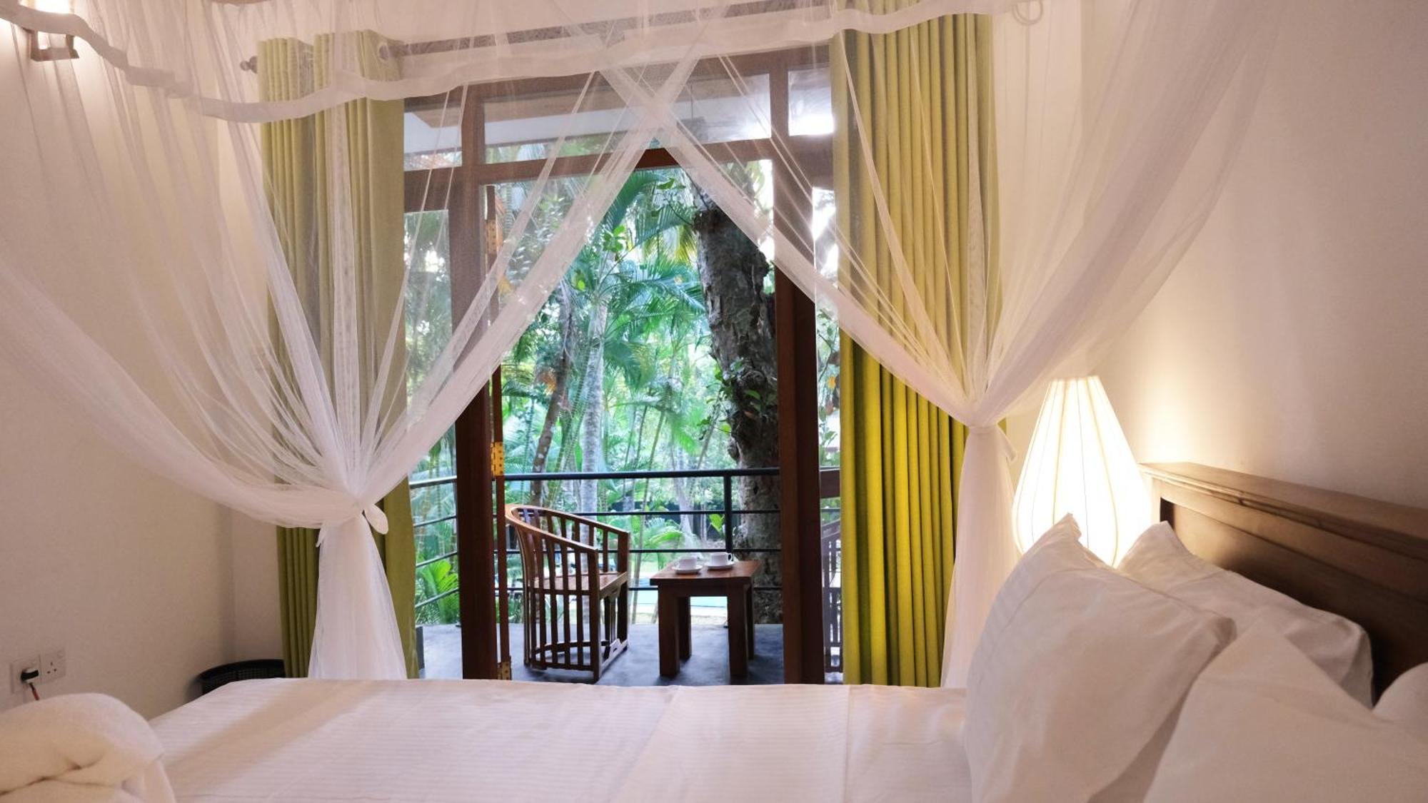 Chandra Villa Ayurveda Resort 本托塔 外观 照片