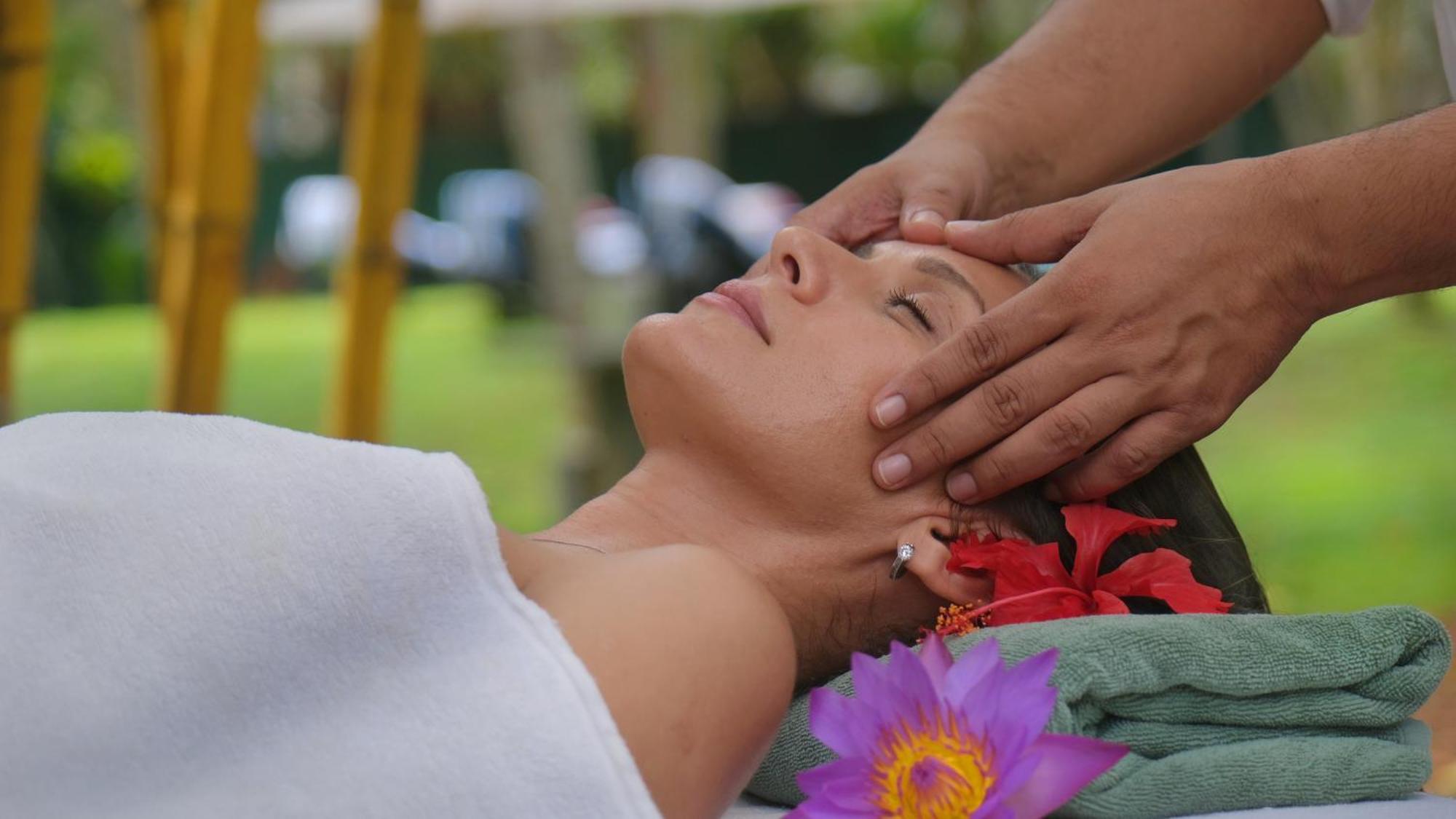 Chandra Villa Ayurveda Resort 本托塔 外观 照片